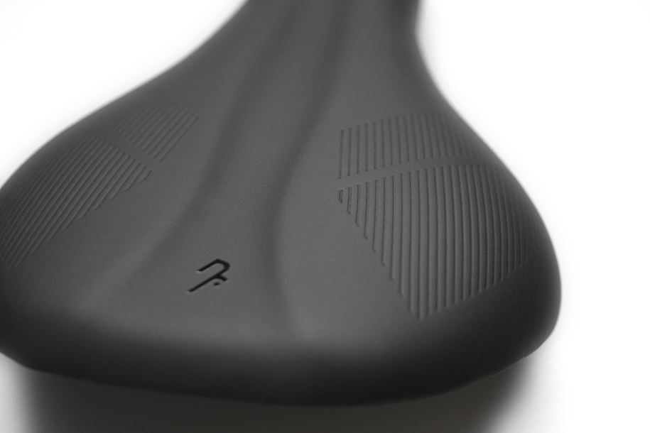 NATURAL FIT Sattel MTB Kids Black – Bild 3