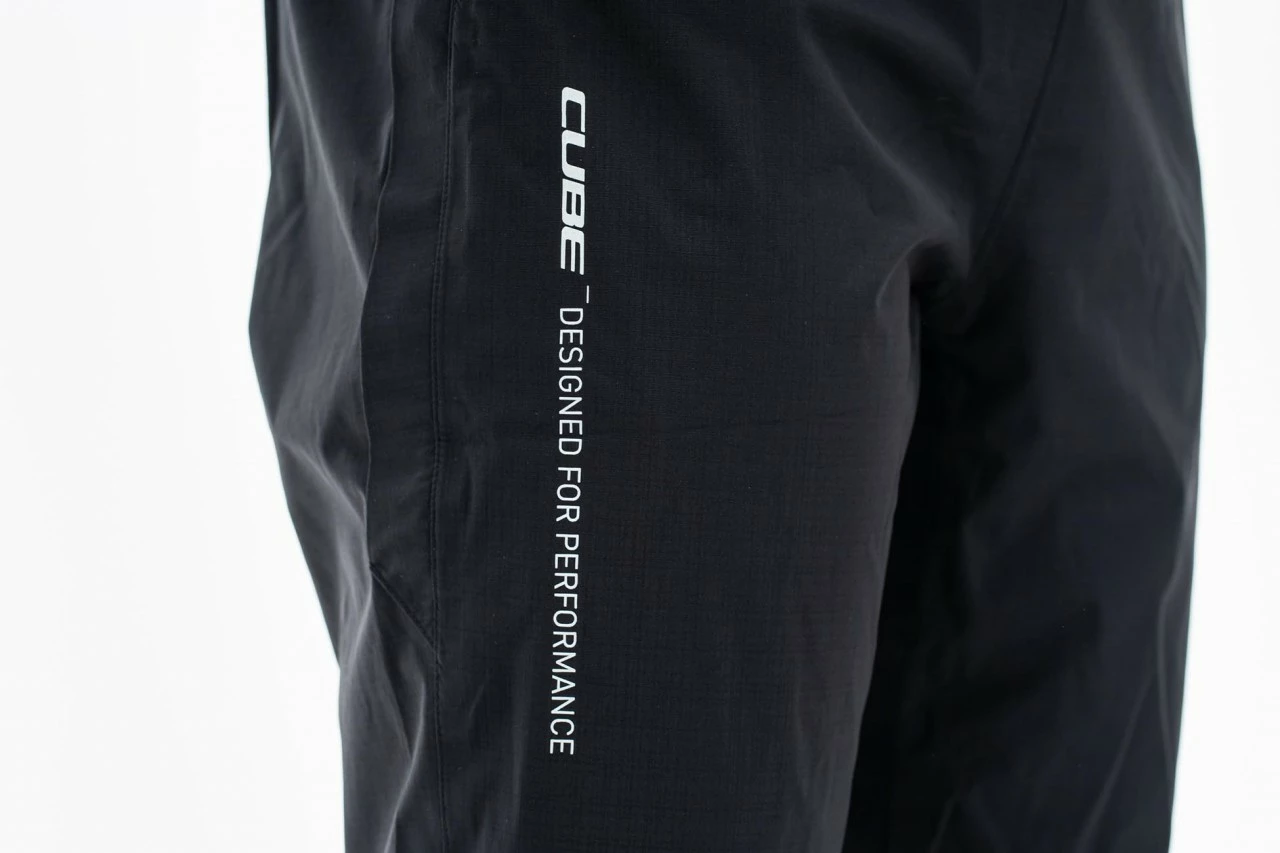 CUBE BLACKLINE Regenhose Kurz Black – Bild 3