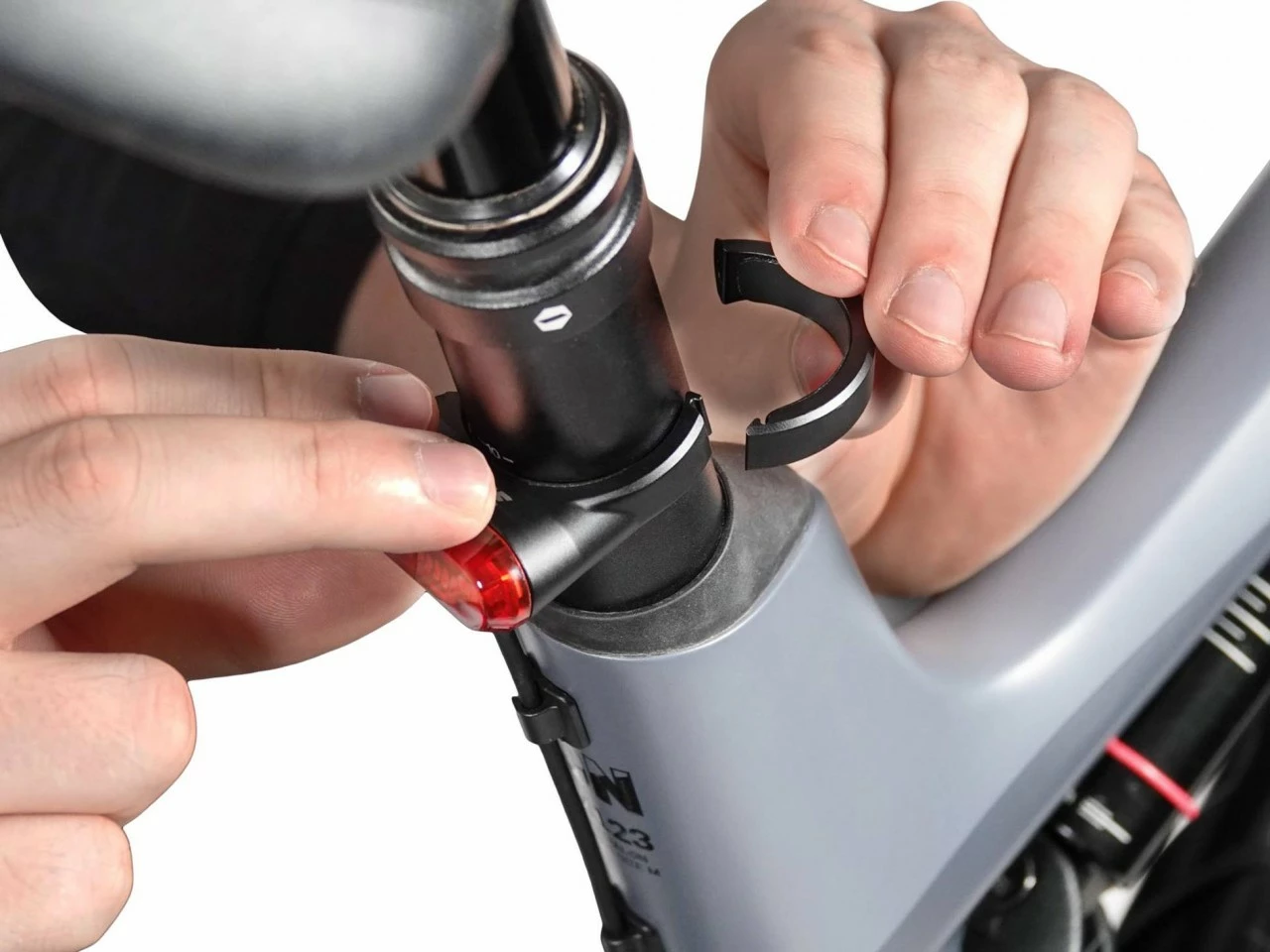 LUPINE LIGHTING SYST Lupine C14 SP Rückleuchte Salttelstützen-Version Ohne Bremslicht – Bild 7