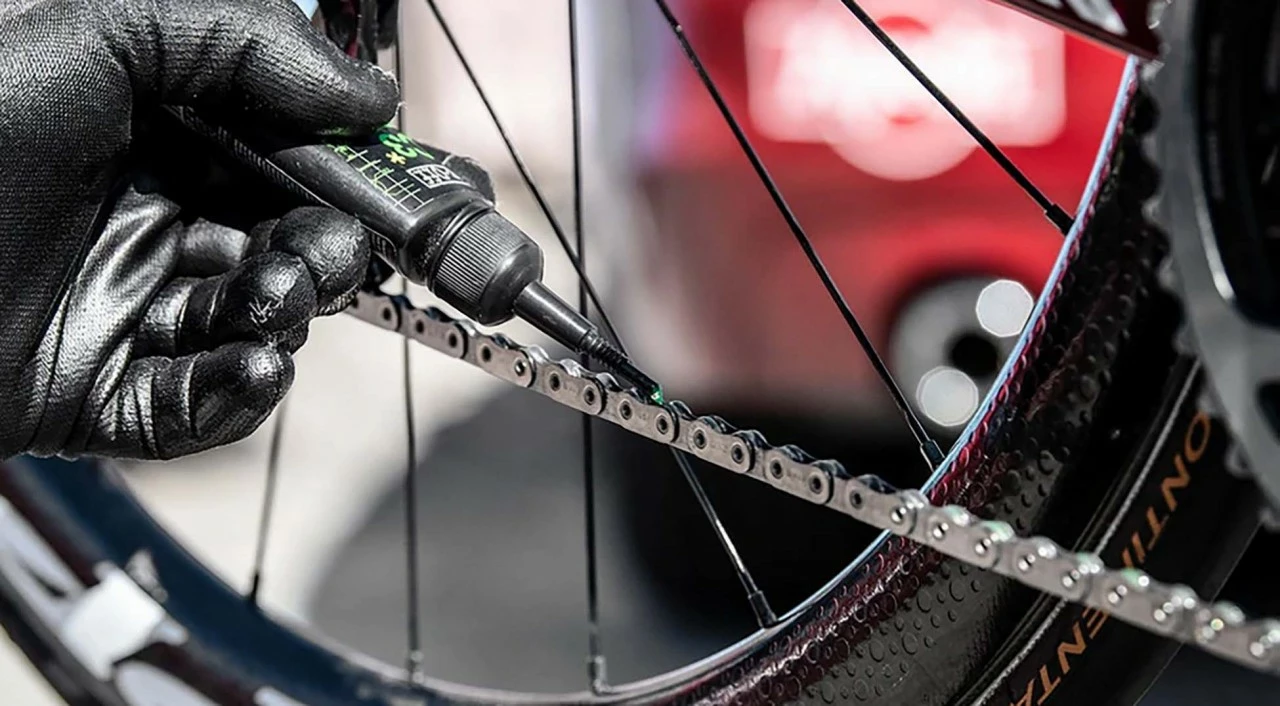 Muc-Off Muc Off C3 Dry Ceramic Lube Kettenschutz 120 Ml – Bild 3