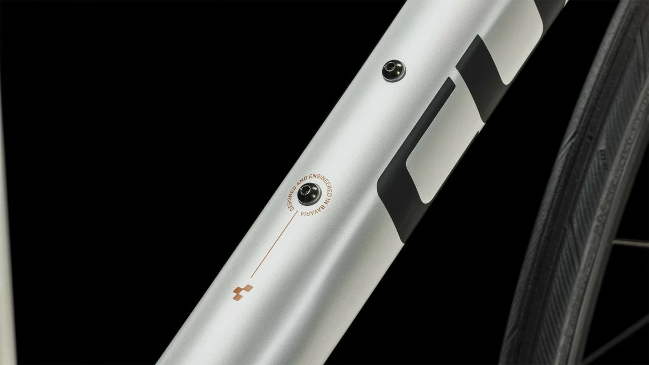 Cube Attain Pro Silver´n´orange 2023 – Bild 4