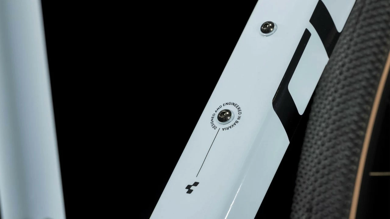 Cube Nuroad Skygrey´n´black 2023 – Bild 5